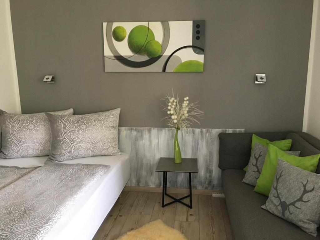 Apartment Domizil Maria Kaprun Bagian luar foto