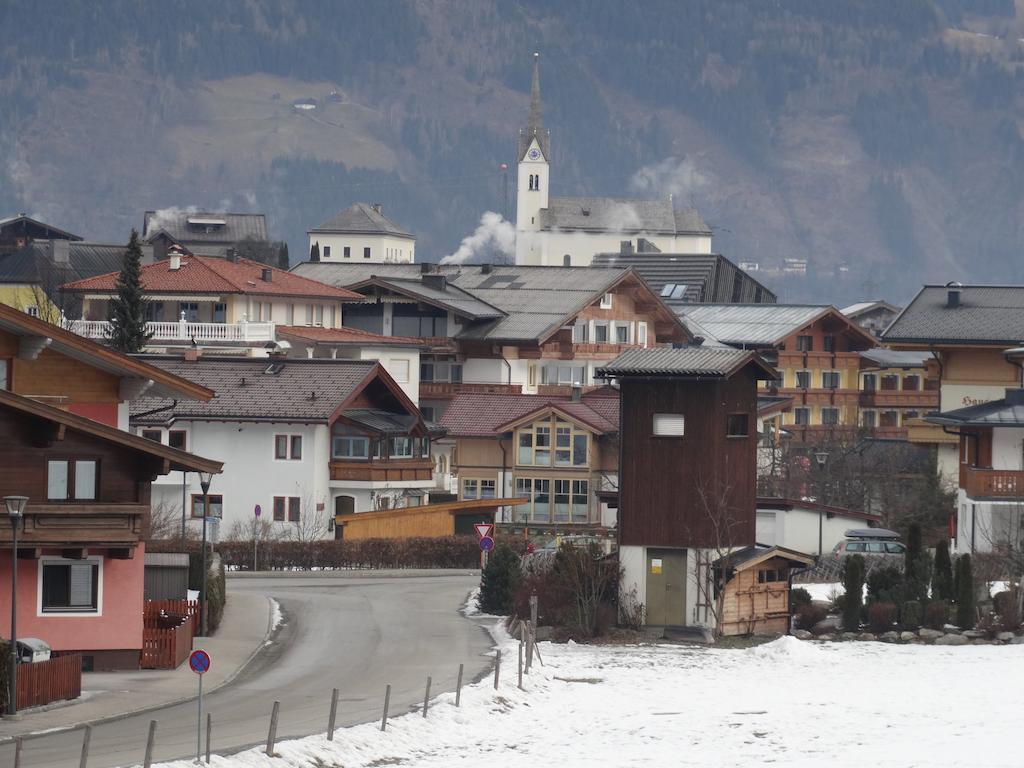 Apartment Domizil Maria Kaprun Bagian luar foto